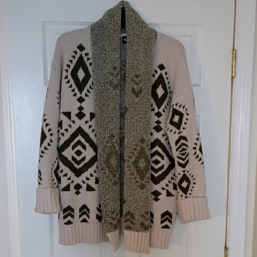 Oliver.o Cream and Olive Aztec Open Cardigan, L